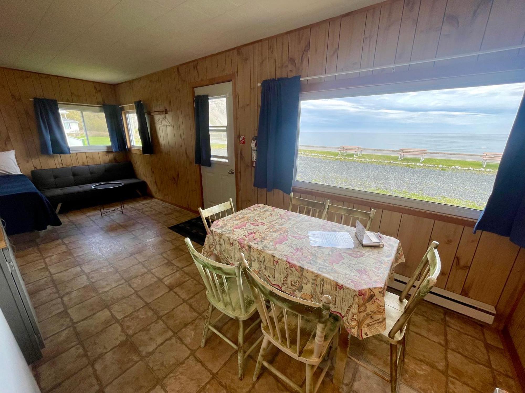 Chalets Bernatchez 圣皮埃尔山 外观 照片